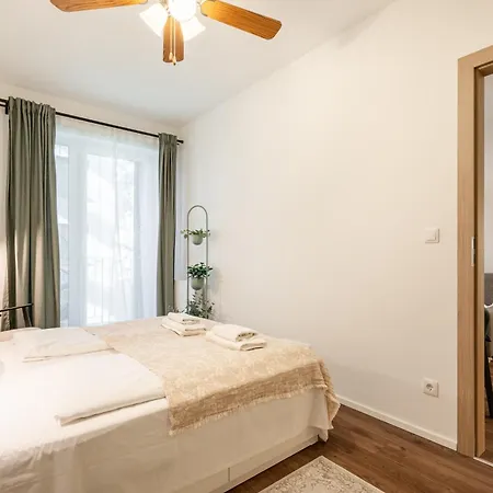 Apartament Fiumei Essence